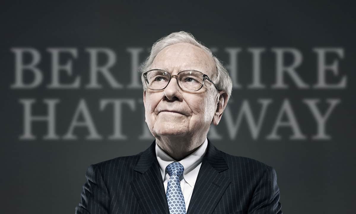 Konec jedné éry ve světě investic: Warren Buffett odchází z centra dění